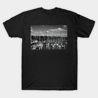 The Marina at South Harbour in Blyth, Northumberland - monochrome T-Shirt